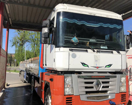 Білий Рено Магнум, об'ємом двигуна 12.9 л та пробігом 1 тис. км за 5400 $, фото 2 на Automoto.ua