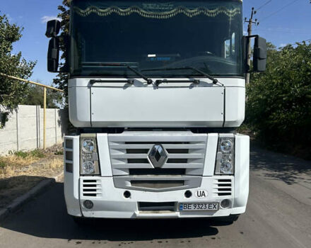 Белый Рено Магнум, объемом двигателя 11.9 л и пробегом 990 тыс. км за 8100 $, фото 4 на Automoto.ua