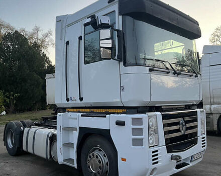 Белый Рено Магнум, объемом двигателя 0 л и пробегом 1000 тыс. км за 9000 $, фото 3 на Automoto.ua