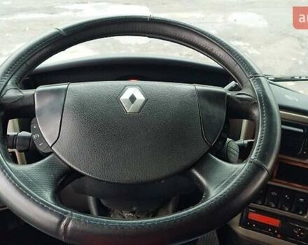 Білий Рено Магнум, об'ємом двигуна 12.8 л та пробігом 129 тис. км за 6652 $, фото 6 на Automoto.ua