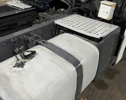 Белый Рено Магнум, объемом двигателя 12.78 л и пробегом 775 тыс. км за 10700 $, фото 19 на Automoto.ua