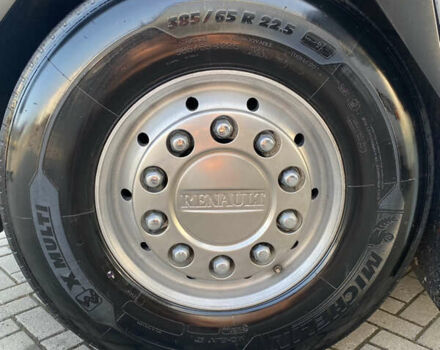 Белый Рено Магнум, объемом двигателя 12.9 л и пробегом 100 тыс. км за 11900 $, фото 11 на Automoto.ua