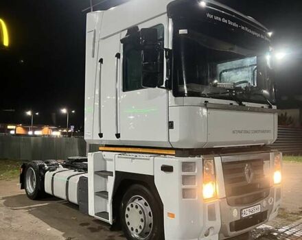 Белый Рено Магнум, объемом двигателя 12.78 л и пробегом 775 тыс. км за 10700 $, фото 2 на Automoto.ua