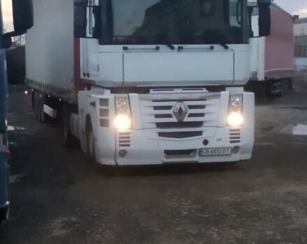 Белый Рено Магнум, объемом двигателя 12.78 л и пробегом 921 тыс. км за 15000 $, фото 3 на Automoto.ua