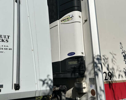 Белый Рено Магнум, объемом двигателя 12.78 л и пробегом 898 тыс. км за 30000 $, фото 4 на Automoto.ua