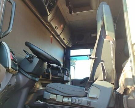 Белый Рено Магнум, объемом двигателя 12.78 л и пробегом 921 тыс. км за 15000 $, фото 6 на Automoto.ua