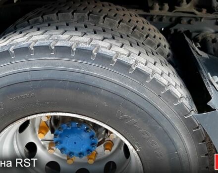 Білий Рено Магнум, об'ємом двигуна 12.8 л та пробігом 470 тис. км за 11000 $, фото 6 на Automoto.ua