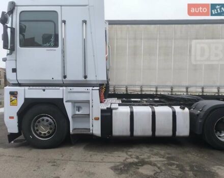 Белый Рено Магнум, объемом двигателя 12.8 л и пробегом 1 тыс. км за 11000 $, фото 2 на Automoto.ua