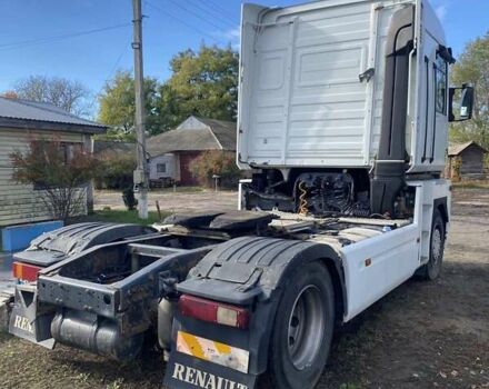 Белый Рено Магнум, объемом двигателя 12.78 л и пробегом 210 тыс. км за 10000 $, фото 4 на Automoto.ua