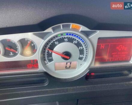 Белый Рено Магнум, объемом двигателя 12.78 л и пробегом 210 тыс. км за 10000 $, фото 10 на Automoto.ua