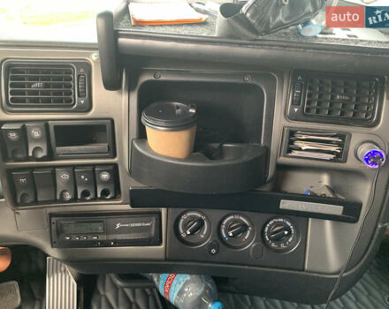 Белый Рено Магнум, объемом двигателя 12.78 л и пробегом 1 тыс. км за 34000 $, фото 15 на Automoto.ua