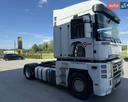 Белый Рено Магнум, объемом двигателя 12.7 л и пробегом 852 тыс. км за 17500 $, фото 2 на Automoto.ua