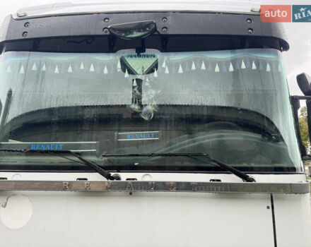 Белый Рено Магнум, объемом двигателя 12.9 л и пробегом 1 тыс. км за 21700 $, фото 3 на Automoto.ua