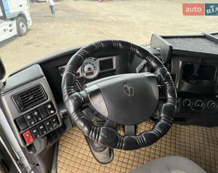 Рено Магнум 2011 в Киеве на Automoto.ua Белый Рено Магнум, объемом двигателя 12.78 л и пробегом 300 тыс. км за 10100 $, фото 14 на Automoto.ua
