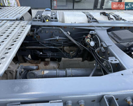 Белый Рено Магнум, объемом двигателя 12.7 л и пробегом 852 тыс. км за 17500 $, фото 15 на Automoto.ua