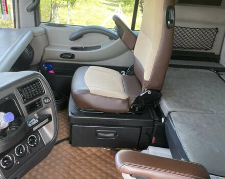 Белый Рено Магнум, объемом двигателя 0 л и пробегом 960 тыс. км за 10800 $, фото 17 на Automoto.ua