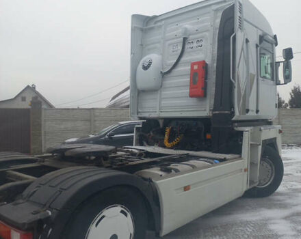 Белый Рено Магнум, объемом двигателя 12 л и пробегом 1 тыс. км за 15200 $, фото 4 на Automoto.ua