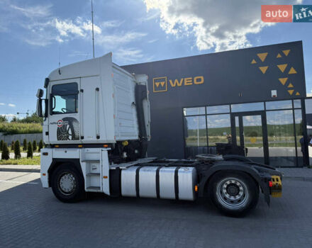 Белый Рено Магнум, объемом двигателя 12.7 л и пробегом 852 тыс. км за 17500 $, фото 6 на Automoto.ua