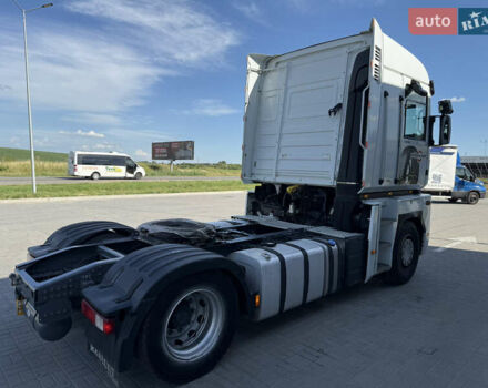 Белый Рено Магнум, объемом двигателя 12.7 л и пробегом 850 тыс. км за 17500 $, фото 3 на Automoto.ua