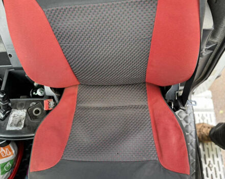 Белый Рено Магнум, объемом двигателя 12.78 л и пробегом 900 тыс. км за 17700 $, фото 17 на Automoto.ua