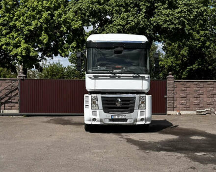 Белый Рено Магнум, объемом двигателя 12.78 л и пробегом 900 тыс. км за 17700 $, фото 2 на Automoto.ua