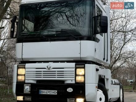 Белый Рено Магнум, объемом двигателя 12 л и пробегом 630 тыс. км за 5700 $, фото 1 на Automoto.ua