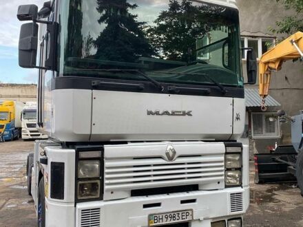 Білий Рено Магнум, об'ємом двигуна 12.9 л та пробігом 10 тис. км за 5500 $, фото 1 на Automoto.ua