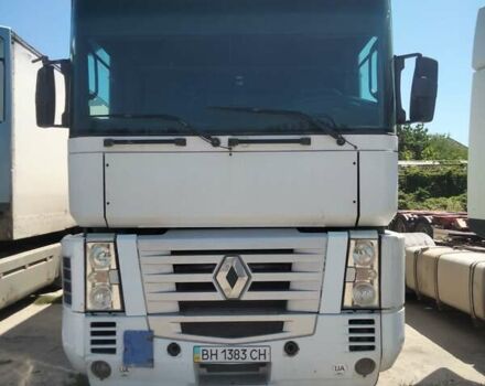 Белый Рено Магнум, объемом двигателя 12 л и пробегом 777 тыс. км за 4999 $, фото 1 на Automoto.ua