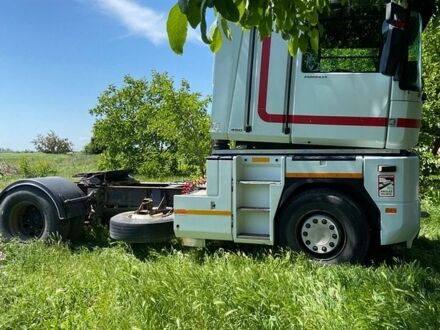 Белый Рено Магнум, объемом двигателя 11.93 л и пробегом 2 тыс. км за 5500 $, фото 1 на Automoto.ua