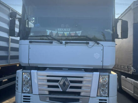 Белый Рено Магнум, объемом двигателя 0 л и пробегом 950 тыс. км за 9500 $, фото 1 на Automoto.ua