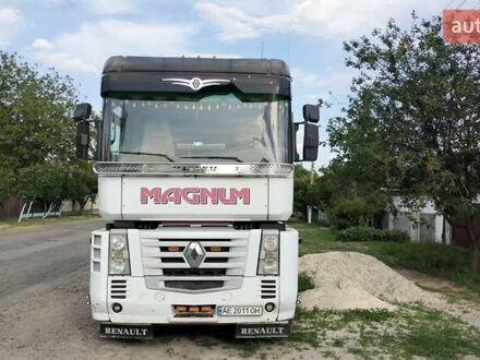 Белый Рено Магнум, объемом двигателя 12 л и пробегом 120 тыс. км за 7000 $, фото 1 на Automoto.ua