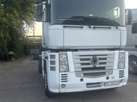 Белый Рено Магнум, объемом двигателя 11.93 л и пробегом 990 тыс. км за 7200 $, фото 1 на Automoto.ua