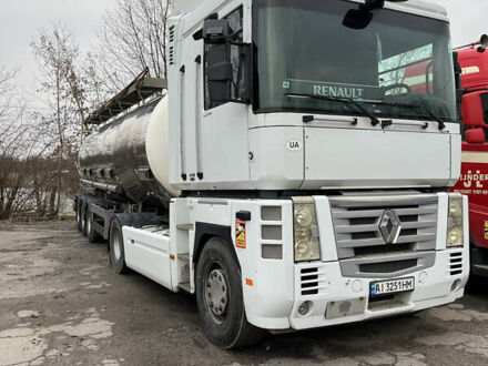 Белый Рено Магнум, объемом двигателя 12.78 л и пробегом 780 тыс. км за 15500 $, фото 1 на Automoto.ua