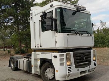 Білий Рено Магнум, об'ємом двигуна 12.78 л та пробігом 962 тис. км за 7900 $, фото 1 на Automoto.ua