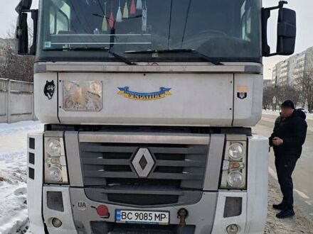 Белый Рено Магнум, объемом двигателя 12.78 л и пробегом 150 тыс. км за 18000 $, фото 1 на Automoto.ua