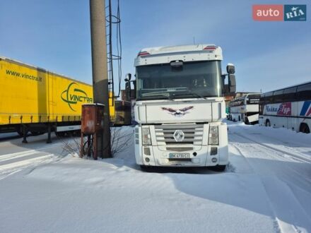 Белый Рено Магнум, объемом двигателя 12.9 л и пробегом 818 тыс. км за 14000 $, фото 1 на Automoto.ua