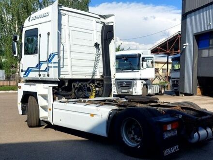 Белый Рено Магнум, объемом двигателя 12.9 л и пробегом 970 тыс. км за 13900 $, фото 1 на Automoto.ua