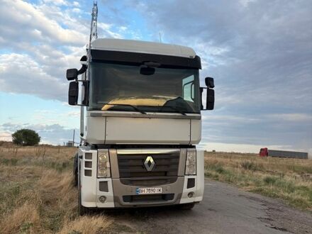 Білий Рено Магнум, об'ємом двигуна 12.78 л та пробігом 812 тис. км за 16900 $, фото 1 на Automoto.ua