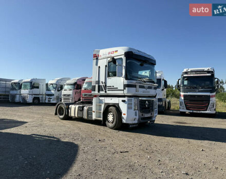 Белый Рено Магнум, объемом двигателя 12.78 л и пробегом 800 тыс. км за 12999 $, фото 1 на Automoto.ua