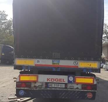 Черный Рено Магнум, объемом двигателя 12.78 л и пробегом 1 тыс. км за 17500 $, фото 5 на Automoto.ua