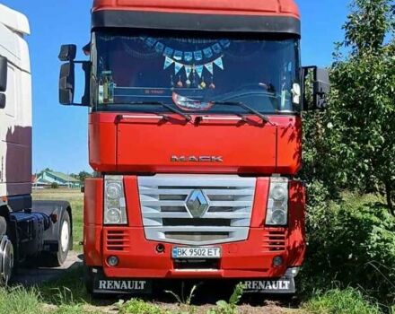 Красный Рено Магнум, объемом двигателя 11.93 л и пробегом 1 тыс. км за 6200 $, фото 1 на Automoto.ua