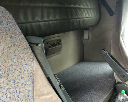 Червоний Рено Магнум, об'ємом двигуна 0 л та пробігом 800 тис. км за 12000 $, фото 6 на Automoto.ua