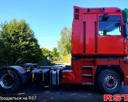 Красный Рено Магнум, объемом двигателя 12.5 л и пробегом 0 тыс. км за 7500 $, фото 6 на Automoto.ua