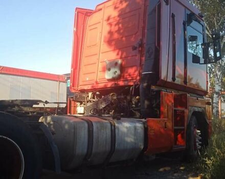 Рено Магнум 2003 в Броварах на Automoto.ua Красный Рено Магнум, объемом двигателя 0 л и пробегом 1 тыс. км за 8000 $, фото 4 на Automoto.ua