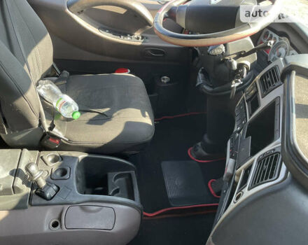 Красный Рено Магнум, объемом двигателя 12.78 л и пробегом 1000 тыс. км за 8500 $, фото 9 на Automoto.ua