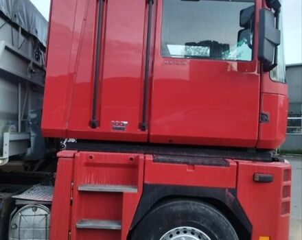Красный Рено Магнум, объемом двигателя 12.78 л и пробегом 1 тыс. км за 16000 $, фото 11 на Automoto.ua