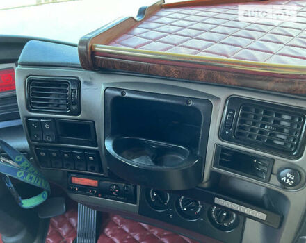 Червоний Рено Магнум, об'ємом двигуна 12.9 л та пробігом 52 тис. км за 7999 $, фото 20 на Automoto.ua