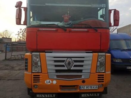 Рено Магнум 2004 у Кривому Розі на Automoto.ua Червоний Рено Магнум, об'ємом двигуна 11.93 л та пробігом 2 тис. км за 10000 $, фото 1 на Automoto.ua