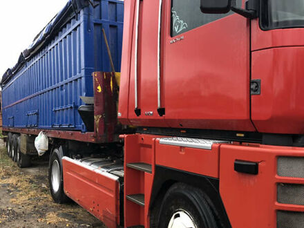 Красный Рено Магнум, объемом двигателя 0 л и пробегом 800 тыс. км за 12000 $, фото 1 на Automoto.ua