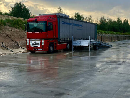 Красный Рено Магнум, объемом двигателя 12.78 л и пробегом 2 тыс. км за 10000 $, фото 1 на Automoto.ua